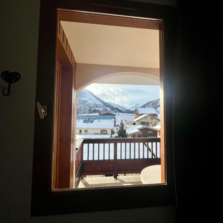 Appartement avec piscine - Vue montagne - 4 voyageurs - Appartement 2 Chambres - 24