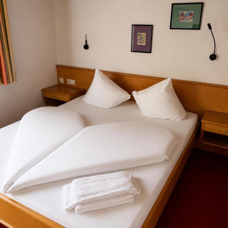 Schönmoosalm - Doppelzimmer mit Balkon - 3