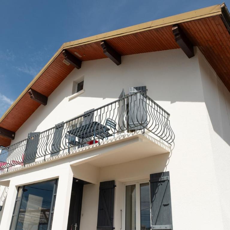 Appartement vue pistes proche lac - Apartment mit 2 Schlafzimmern - 24