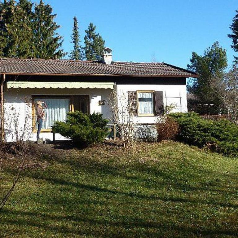 Ferienhaus mit Terrasse, Garage und Hobbyraum - Haus mit 2 Schlafzimmern - 4