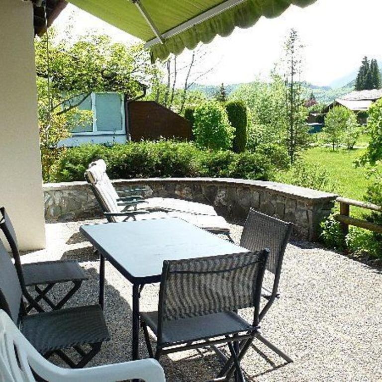 Ferienhaus mit Terrasse, Garage und Hobbyraum - Haus mit 2 Schlafzimmern - 3