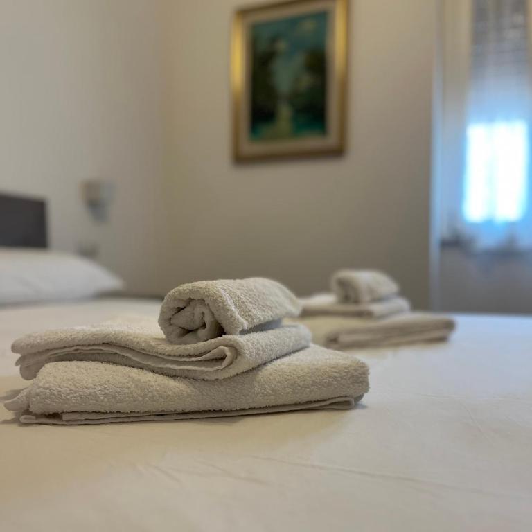 The Crown Rooms - Camera Matrimoniale con Bagno Privato - 4