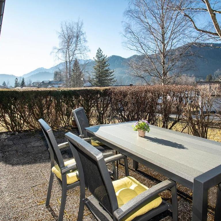 Gemütliches Ferienhaus mit großer Südwest-Terrasse - Haus mit 2 Schlafzimmern - 12