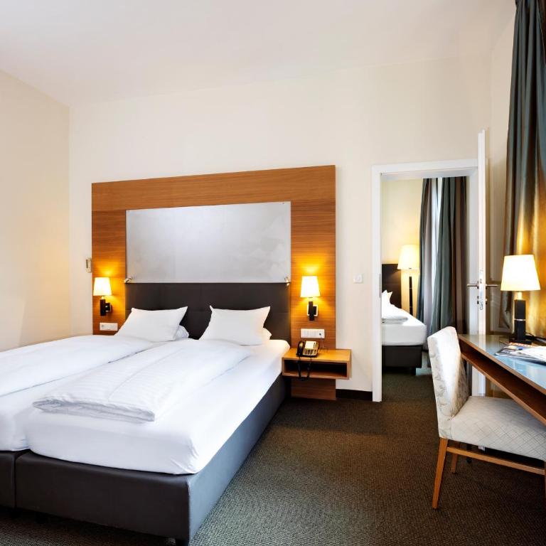 Hotel Sailer - Junior Suite con Bagno con Pareti in Vetro - 1