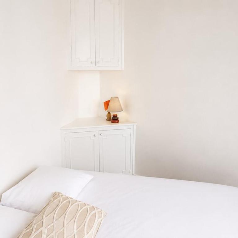 Le Parisien - 4p - Paris 15 - Métro 8 - Appartement 2 Chambres - 13