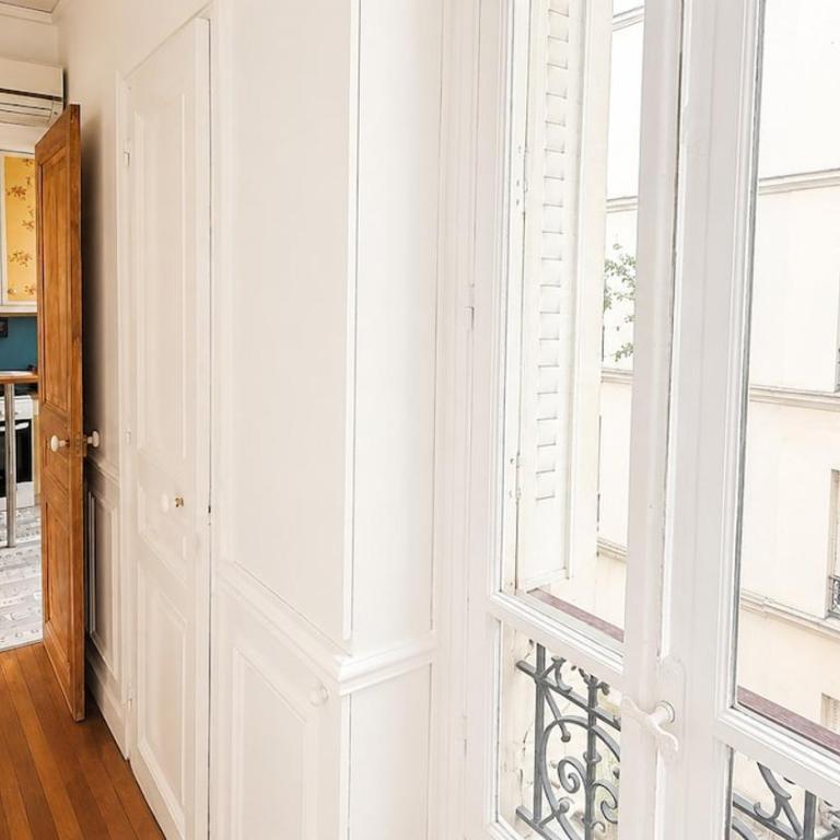 Le Parisien - 4p - Paris 15 - Métro 8 - Appartement 2 Chambres - 23