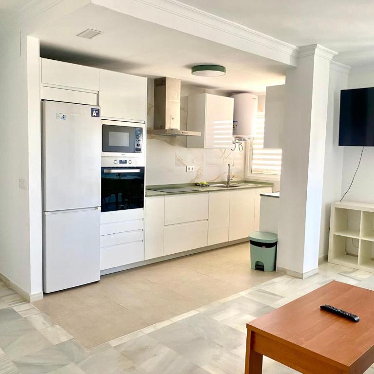ÁTICO PLAZA DE TOROS - Céntrico con plaza de aparcamiento - Apartamento de 2 dormitorios con vistas a la ciudad - 4