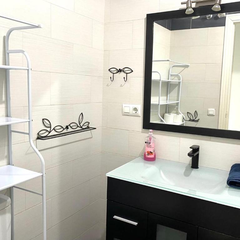 ÁTICO PLAZA DE TOROS - Céntrico con plaza de aparcamiento - Apartamento de 2 dormitorios con vistas a la ciudad - 8