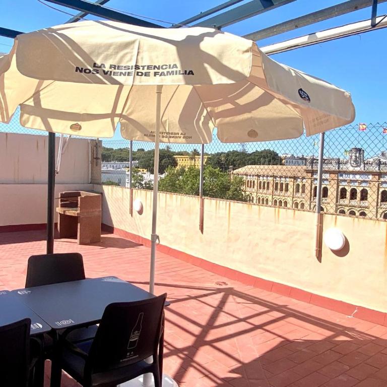 ÁTICO PLAZA DE TOROS - Céntrico con plaza de aparcamiento - Apartamento de 2 dormitorios con vistas a la ciudad - 1