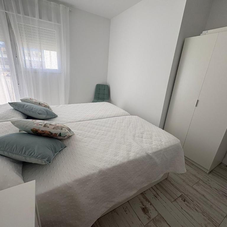 Spectacular beachside apartment with Wi-Fi - Apartamento de 2 dormitorios - 6