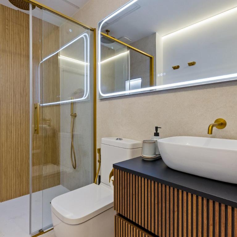 305 Torre - Azure Horizon - Apartamento de 2 dormitorios con terraza y vistas al mar - 18