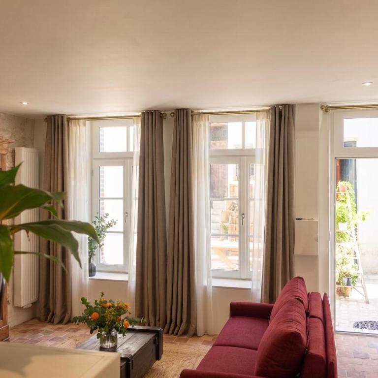 L'Écurie de Jeanne - Appartement avec PARKING et TERRASSE en plein cœur d'Orléans - Appartement - Rez-de-Chaussée - 2