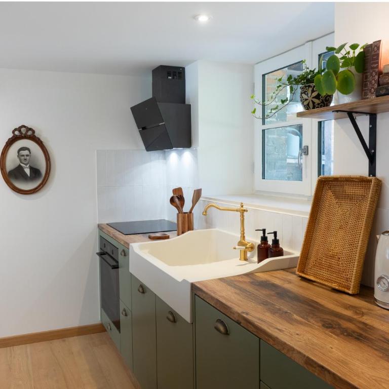 L'Écurie de Jeanne - Appartement avec PARKING et TERRASSE en plein cœur d'Orléans - Appartement - Rez-de-Chaussée - 14