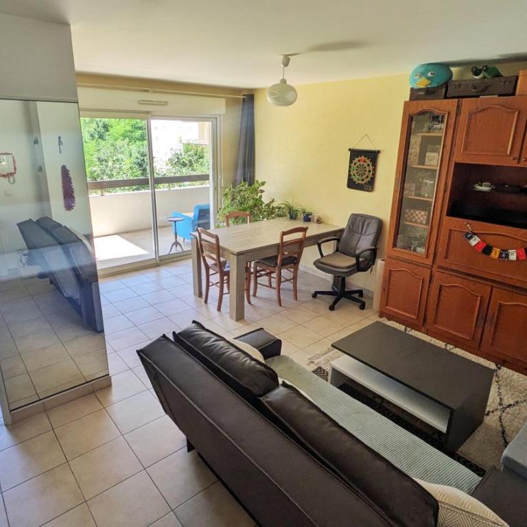 T2 au calme, spacieux et grande terrasse - Appartement 1 Chambre - 1