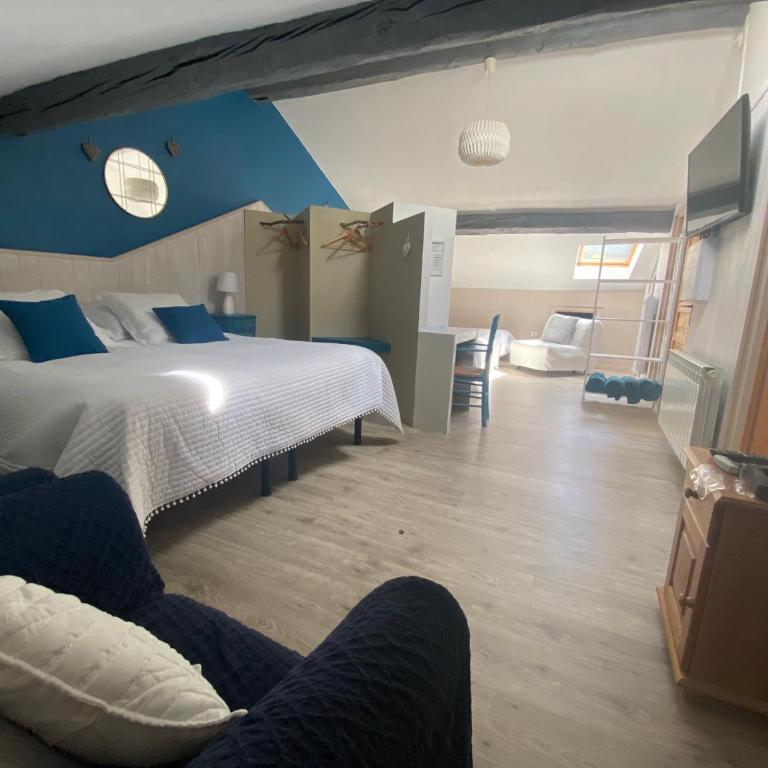 Le Presbytère du Val - Chambre Familiale avec Salle de Bains Privative - 5
