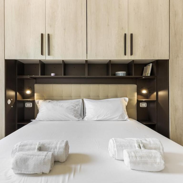 Elegante Apt, AC, 10 min to Duomo, M1 Turro - One-Bedroom Apartment - 25