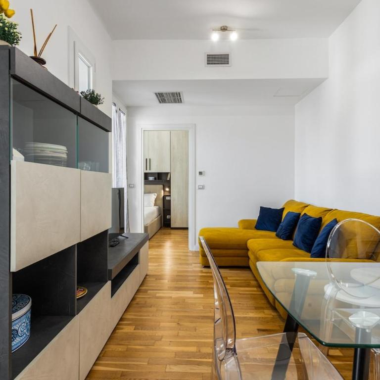 Elegante Apt, AC, 10 min to Duomo, M1 Turro - One-Bedroom Apartment - 27
