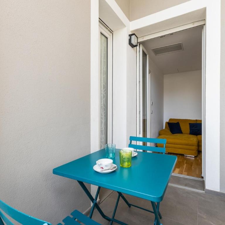 Elegante Apt, AC, 10 min to Duomo, M1 Turro - One-Bedroom Apartment - 28