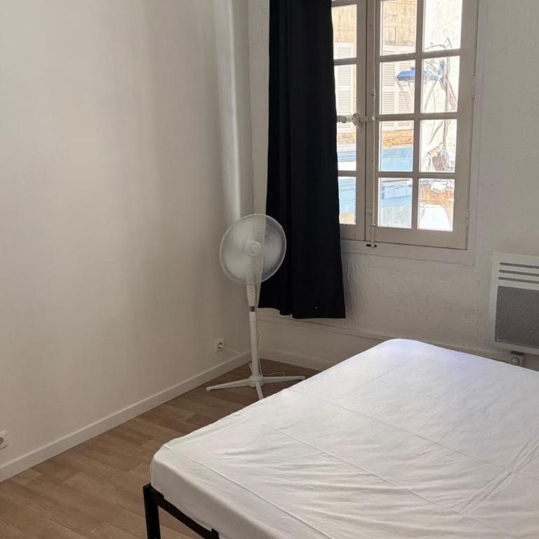 Apartment for 4 guests in the heart of Avignon - Apartment - 8