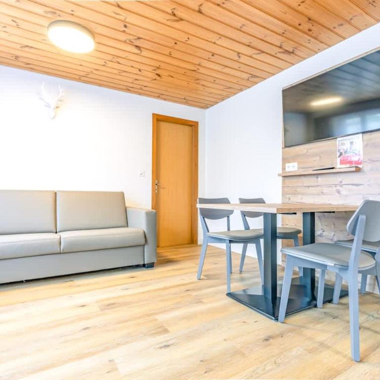First Apartment - Aare Jungfrau AG - Appartamento - 10