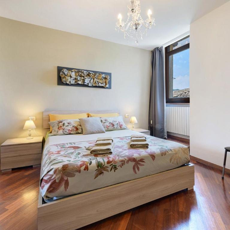 Casa Regina Salò - Appartamento con 3 Camere da Letto e Vista Lago - 15