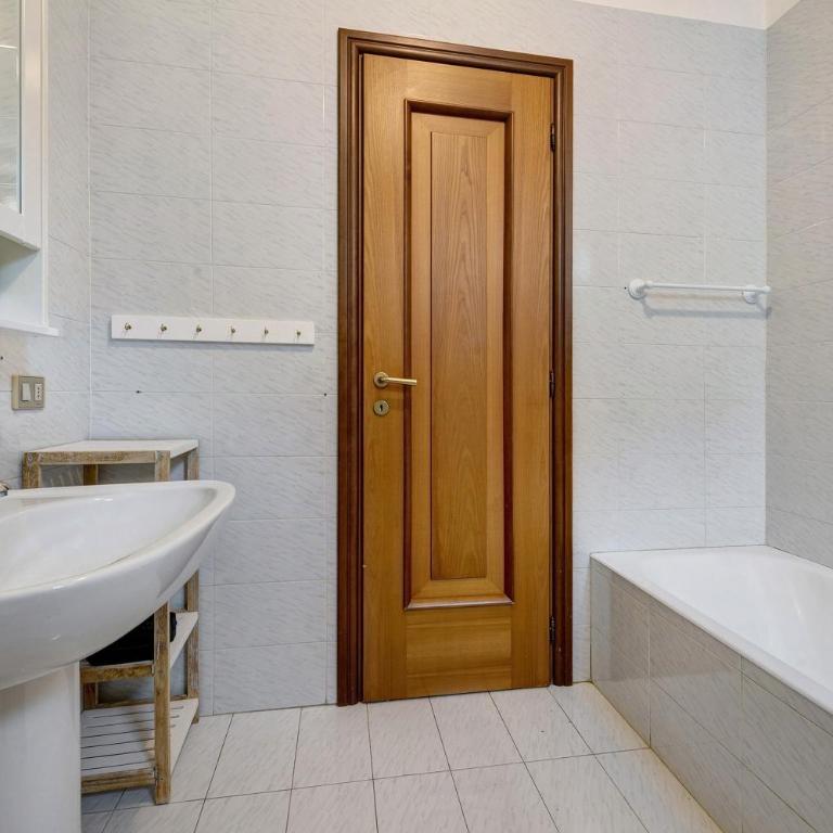 Casa Regina Salò - Appartamento con 3 Camere da Letto e Vista Lago - 21