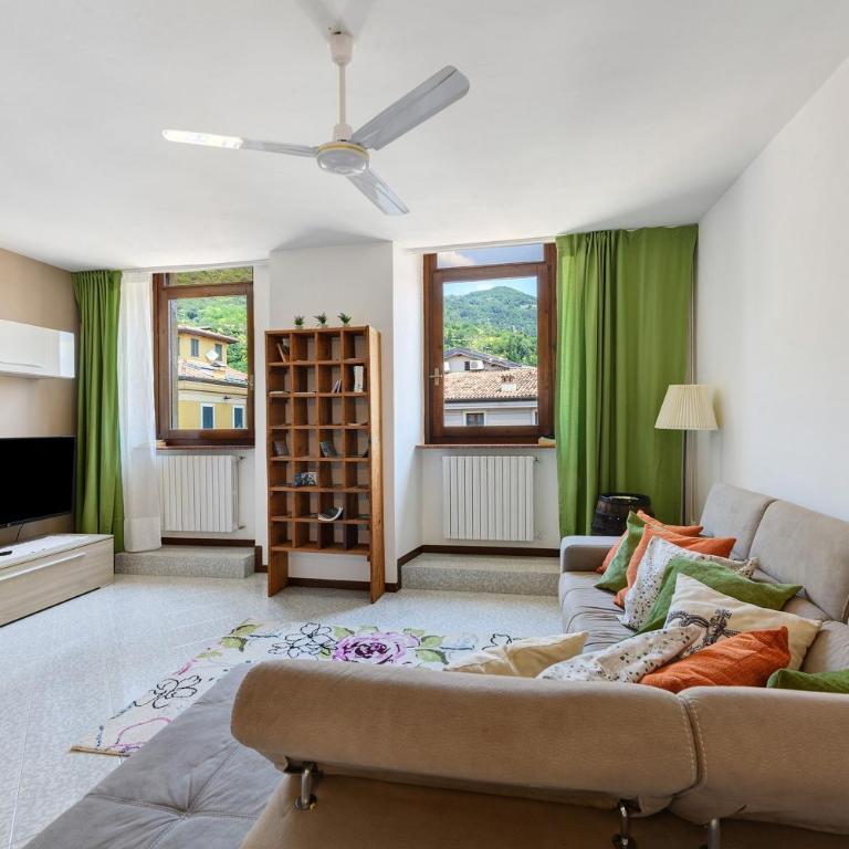 Casa Regina Salò - Appartamento con 3 Camere da Letto e Vista Lago - 6