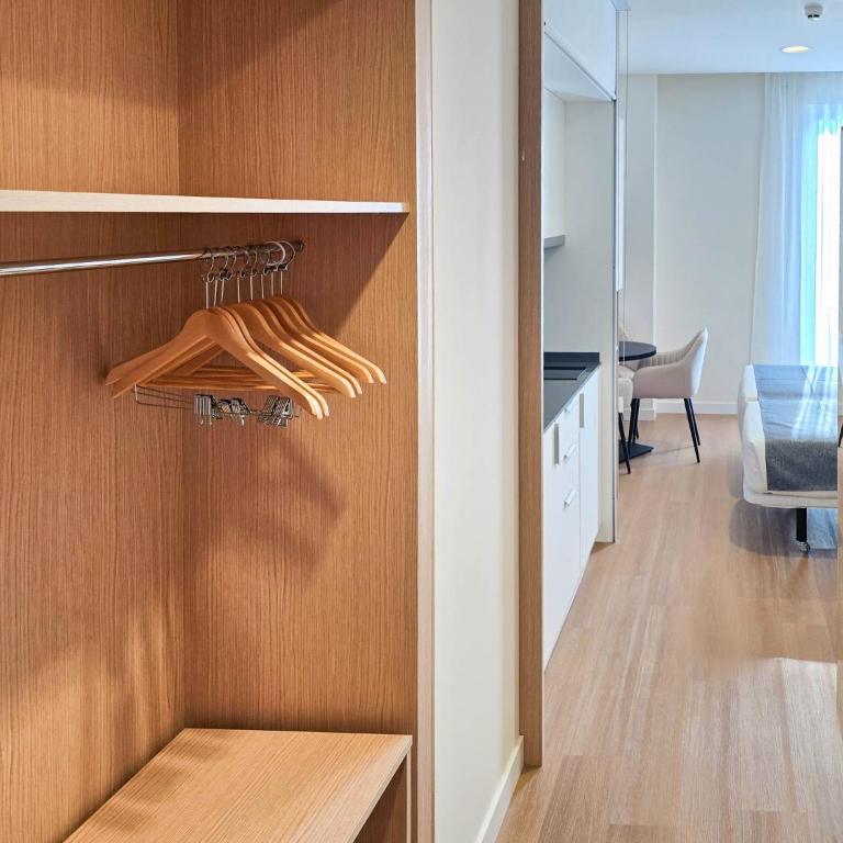 DWO San Sebastián - Habitación Triple Confort - 6