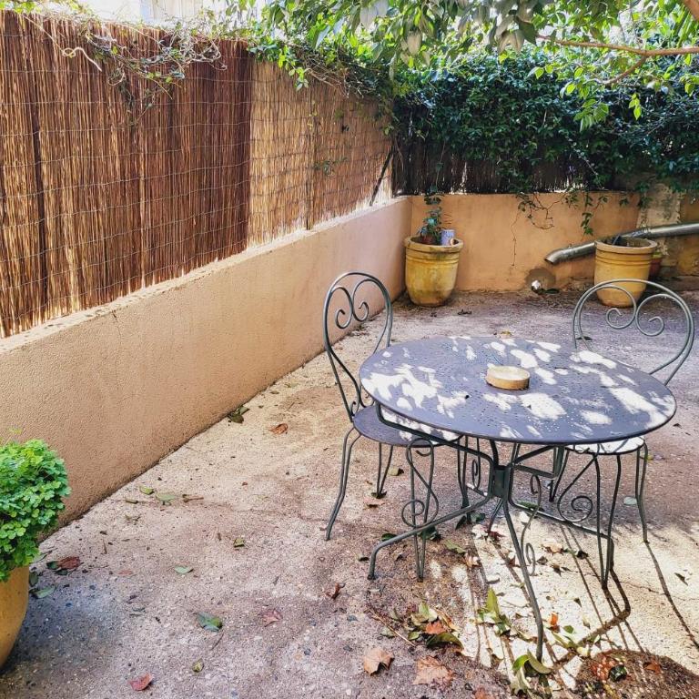 STUDIO of 24m with small patio - Studio - 14