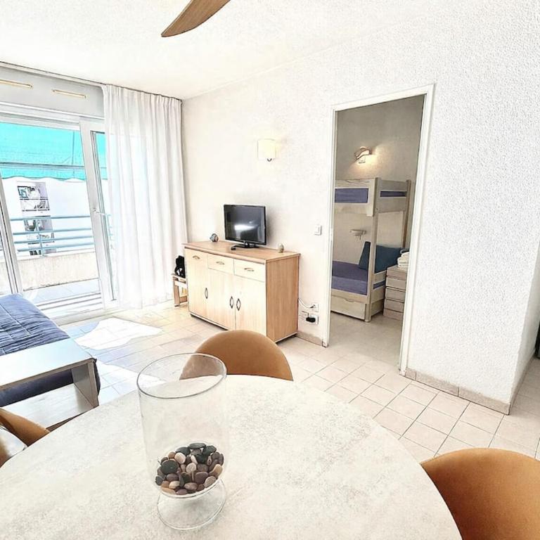 Antibes les pins 2 pièces Terrasse Piscine - Appartement avec Vue sur le Parc - 4