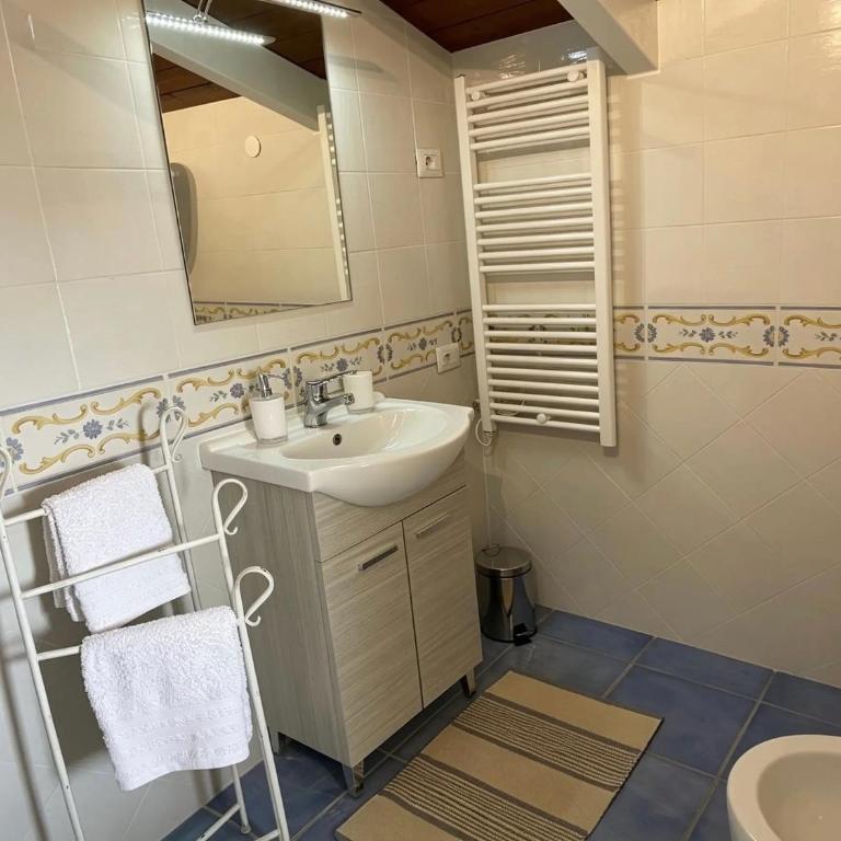 Maison La Torretta - Camera Deluxe (2 Adulti + 1 Bambino) - 2