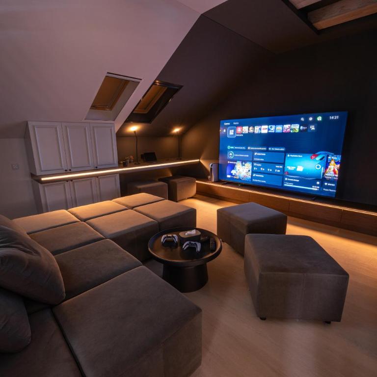 ChilLux Wellness Residence - Two-Bedroom Superior Apartment - 1