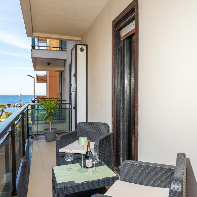 YourHome - Casa Moscatelli Castellammare - Appartamento con 2 Camere da Letto, Balcone e Vista mare - 15