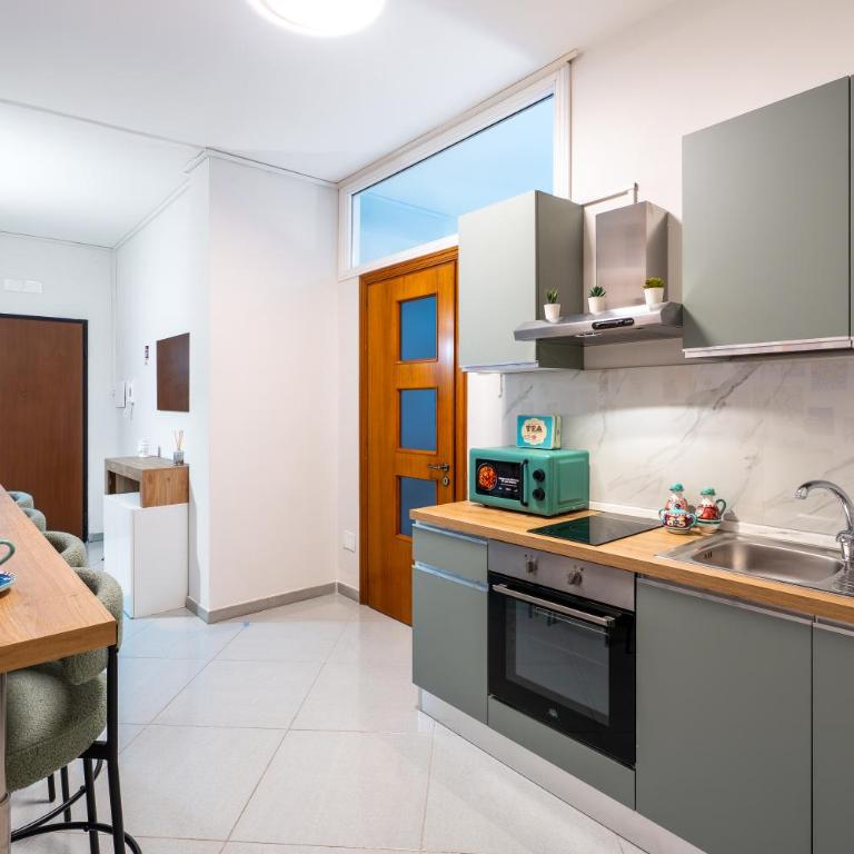 YourHome - Casa Moscatelli Castellammare - Appartamento con 2 Camere da Letto, Balcone e Vista mare - 18