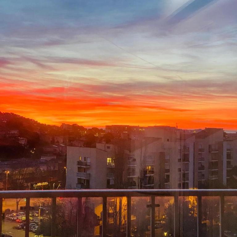 Vue panoramique, spacieux et lumineux appartement - La Joie de Vivre - Appartement 2 Chambres - 19