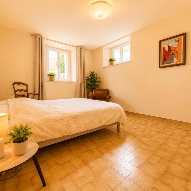 Oasis Secrète à Cannes - Prestigieuse Villa Historique Jardin Ombragé Centre et Plages à Pied - Apartment mit 2 Schlafzimmern - 5