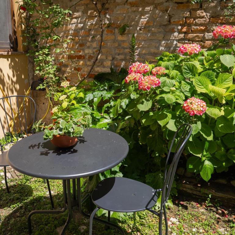 GuestHost - Comfy Studio X3 Ravenna Centre - Appartamento Monolocale con 1 Letto Matrimoniale - 24