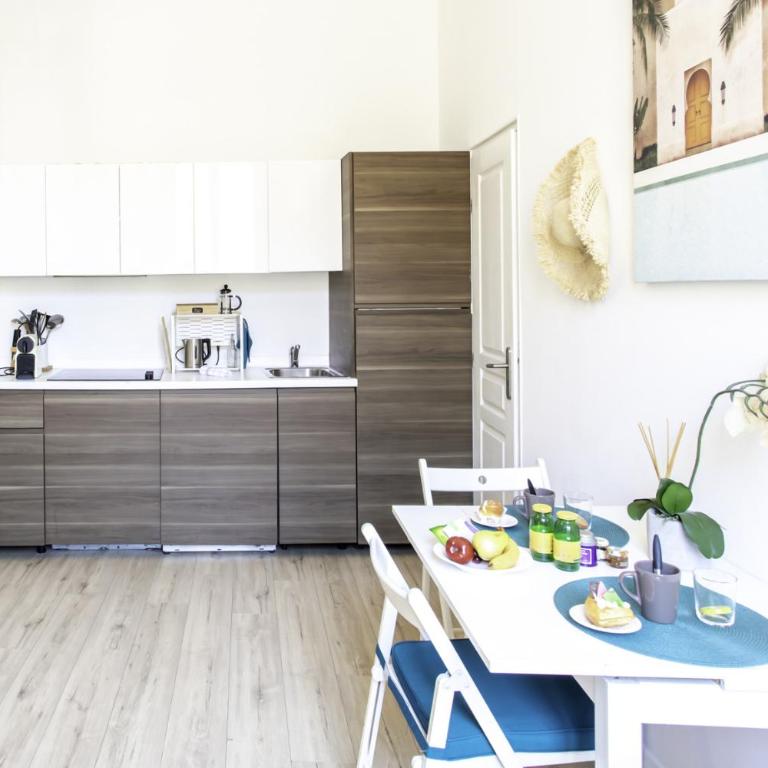 A7 Staywizus-1 BDR Old Antibes 5 min Sea-AC-WIfi - Apartment - 9