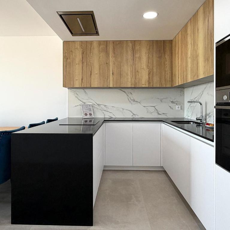 CAMPOROSSO azure apartment - Apartamento de 2 dormitorios con balcón y terraza - 7