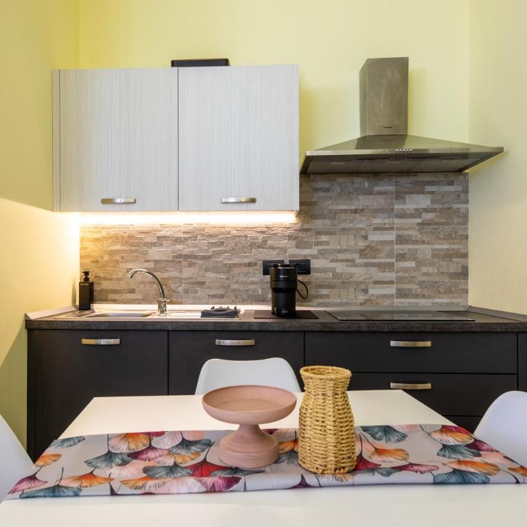 Santa Croce - Smart Design Suite - GrandMaison - Apartment with Balcony - 7