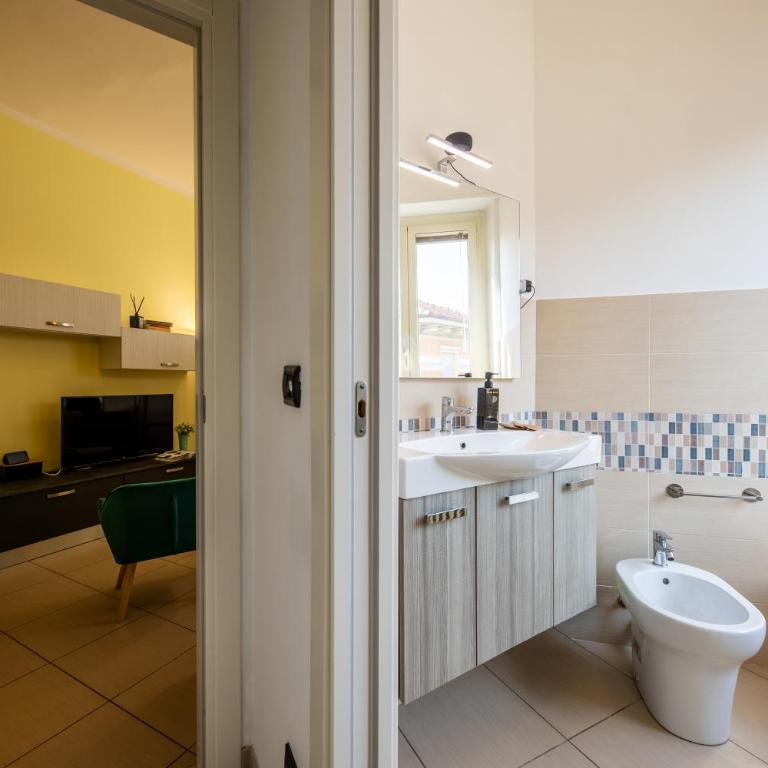 Santa Croce - Smart Design Suite - GrandMaison - Apartment with Balcony - 11