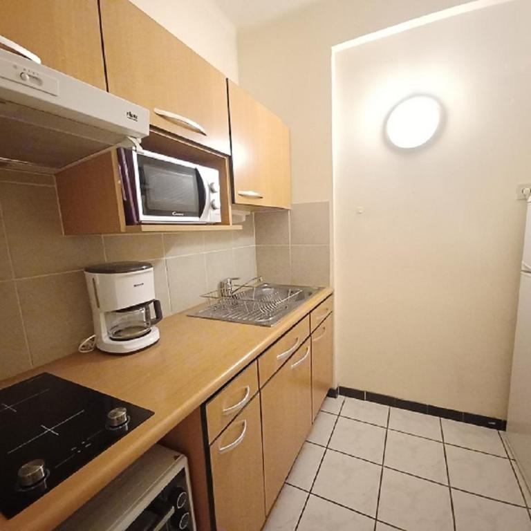 Résidence Le Catalogne, Appartement F2 spacieux, balcon vue rivière - One-Bedroom Apartment - 8