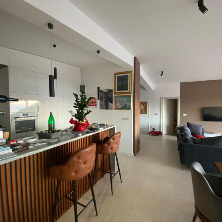 Penthouse Budva - Apartment - 30