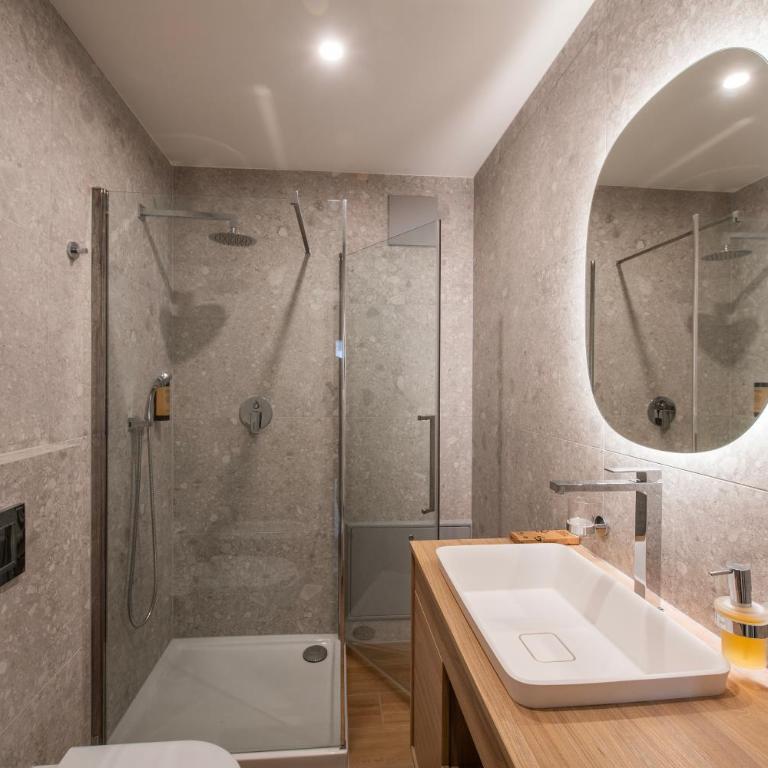 Boutique Suites - Family Suite - 27