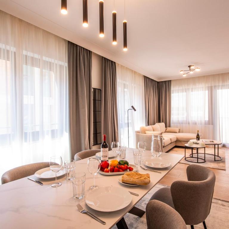 Boutique Suites - One-Bedroom Apartment - 3