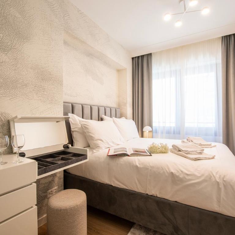 Boutique Suites - Family Suite - 23