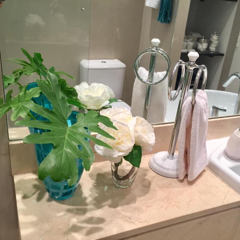 Luxury Apartment Tagle with flexible Chek in or Check out - One-Bedroom Apartment - 28