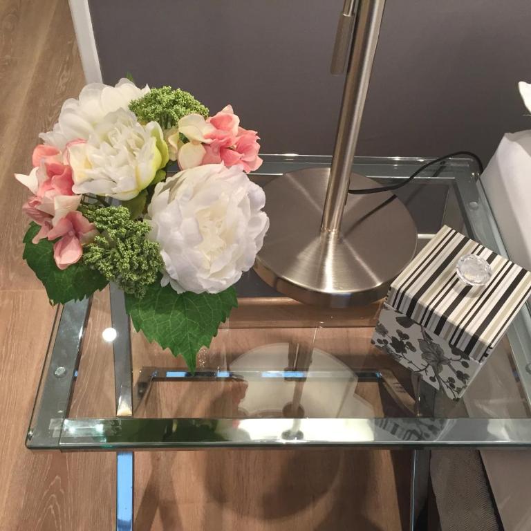 Luxury Apartment Tagle with flexible Chek in or Check out - One-Bedroom Apartment - 17