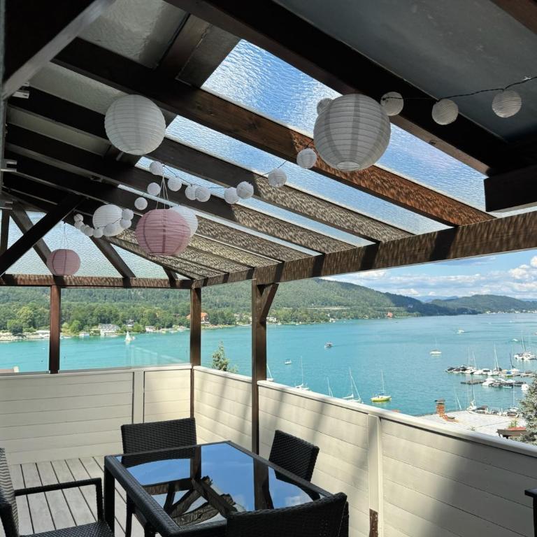 Überdrüber Velden - Apartment mit 2 Schlafzimmern mit Balkon und Terrasse - 6
