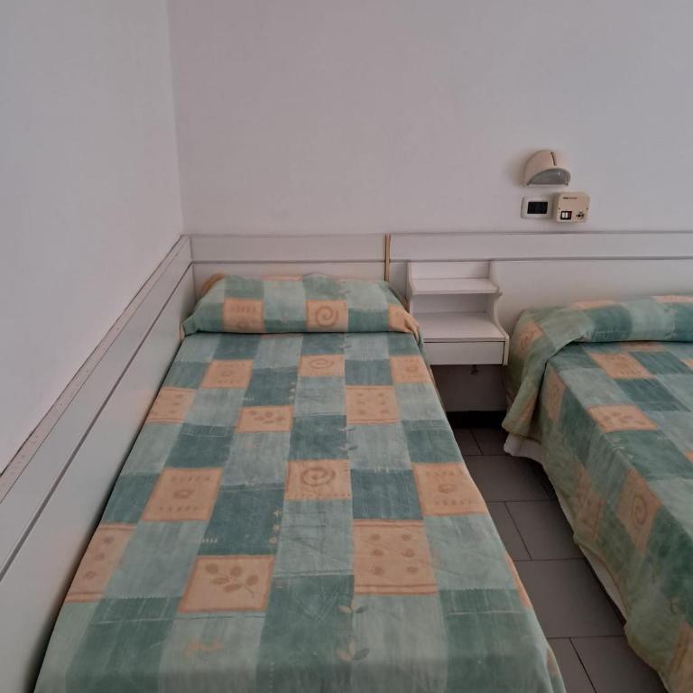 Hotel Diplomatic - Bianchi Hotels - Camera Tripla Budget - 2